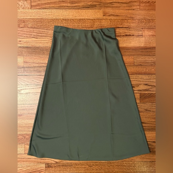 J. Crew Gwyneth Slip Skirt - Picture 1 of 8